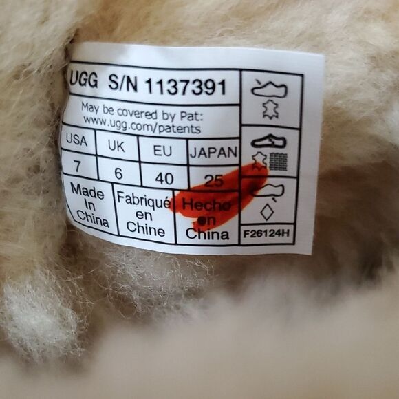 UGG Mens Classic Ultra Mini Boot Size US 7 Chestnut Suede/ Wool - Picture 9 of 12